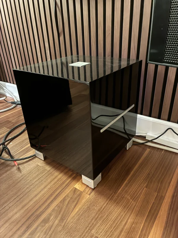 2 st REL R218 - Bild 2 av 3