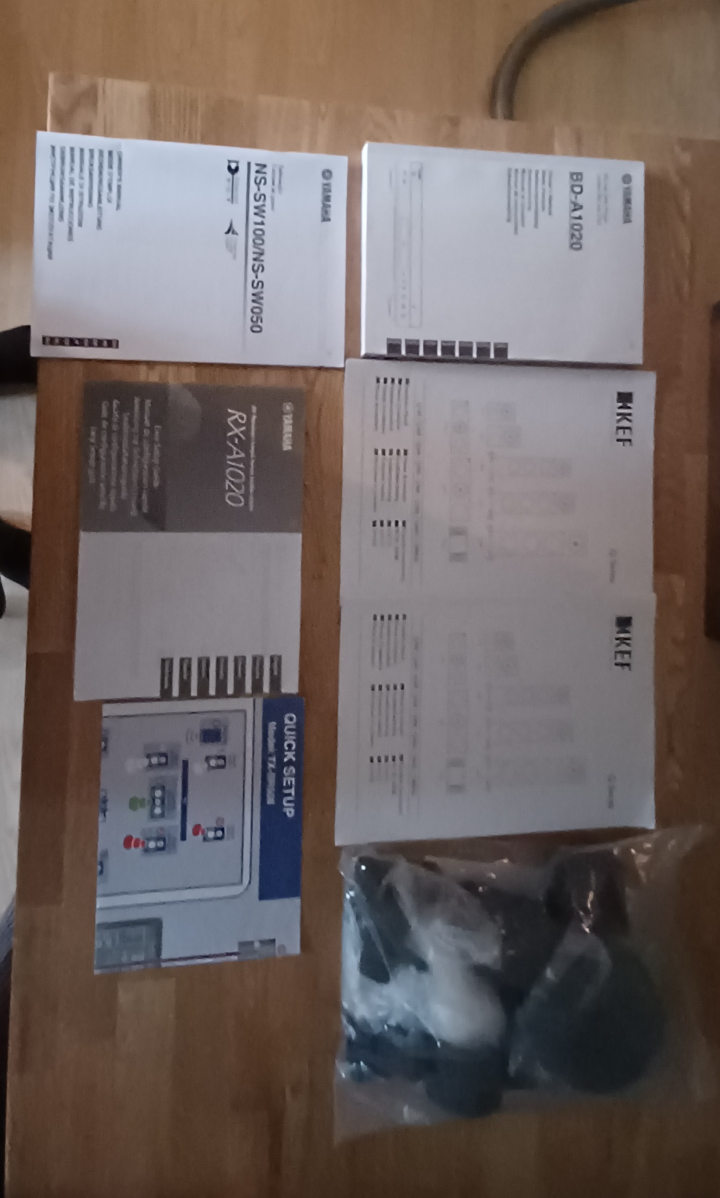 KEF Q 300 7.1 SYSTEM