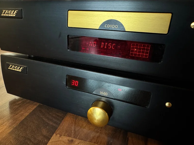 V&auml;lmatchat danskt hifi-system - Bild 1 av 7