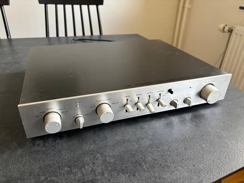 Luxman C-12 DC Stereo Preamplifier - Vintage High-End fr&aring;n Japan