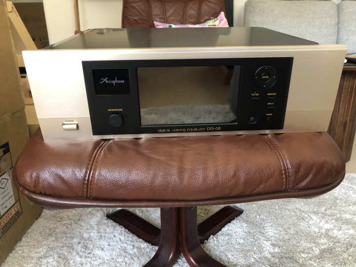 Accuphase DG-68 Digital Voicing Equalizer 