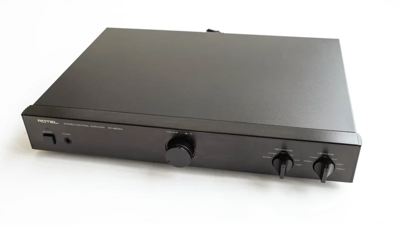 Rotel RC-980BX - Kuva 1 / 3
