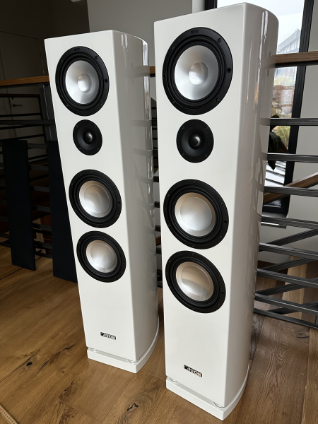 Canton Vento 890 DC Canton Vento 890 DC - Bild 1 av 6