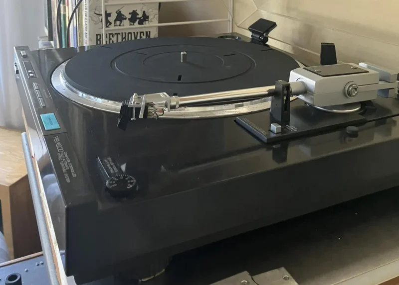 Skivspelare Sony PS-X600 Skivspelare Sony PS-X600 - Bild 3 av 5