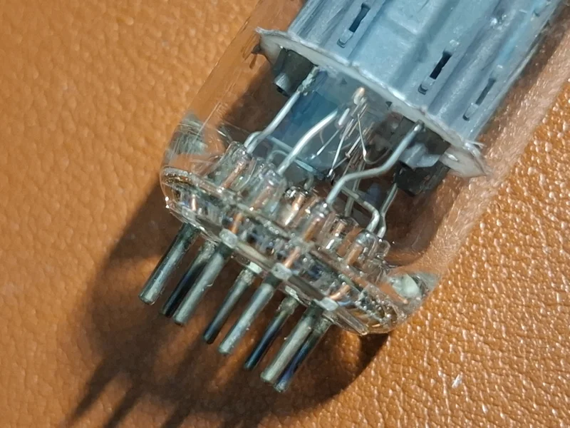 Sylvania 5963 / ECC82 / 12AU7 – Äkta NOS – Matchat par – Tillverkade 1962 Sylvania 5963 / ECC82 / 12AU7 – Äkta NOS – Matchat par – Tillverkade 1962 - Bild 8 av 8