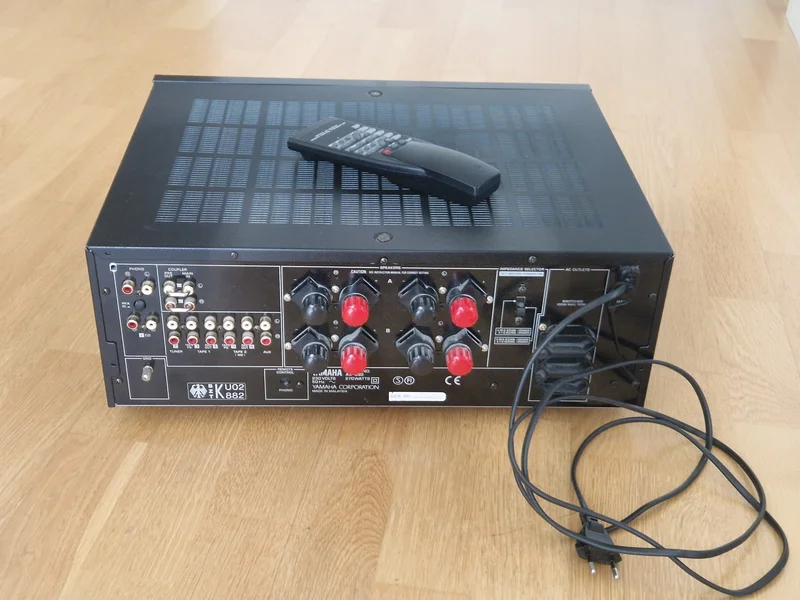 Yamaha AX-892 - Bild 2 av 2