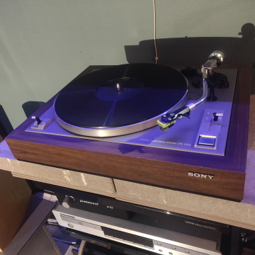 Sony PS-1350 med Nagaoka pickup m.m.