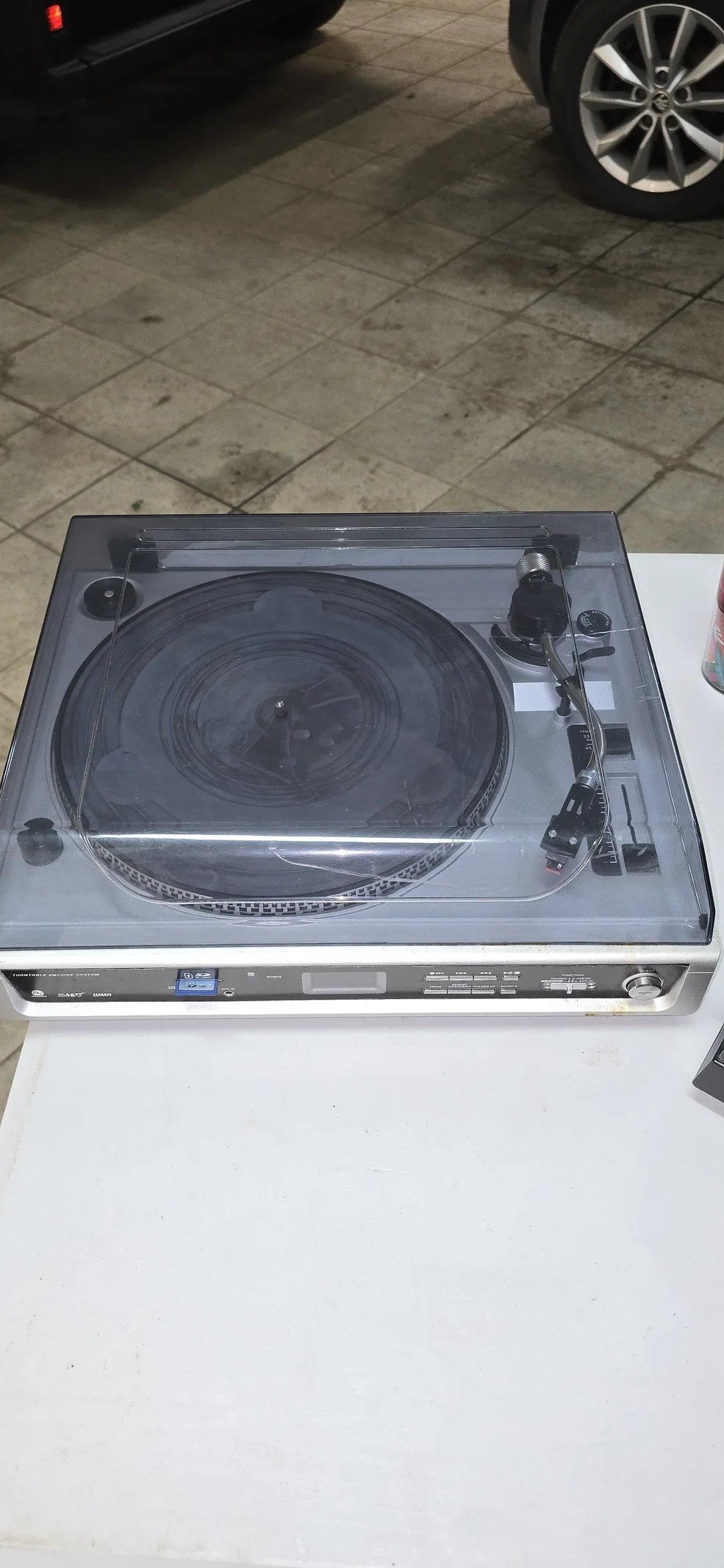 Klassisk rullbandspelare från Philips Klassisk rullbandspelare från Philips - Bild 3 av 20