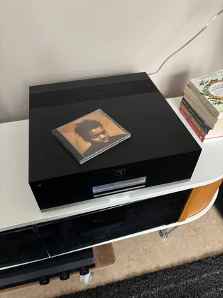 YBA YC201B high-end CD spelare