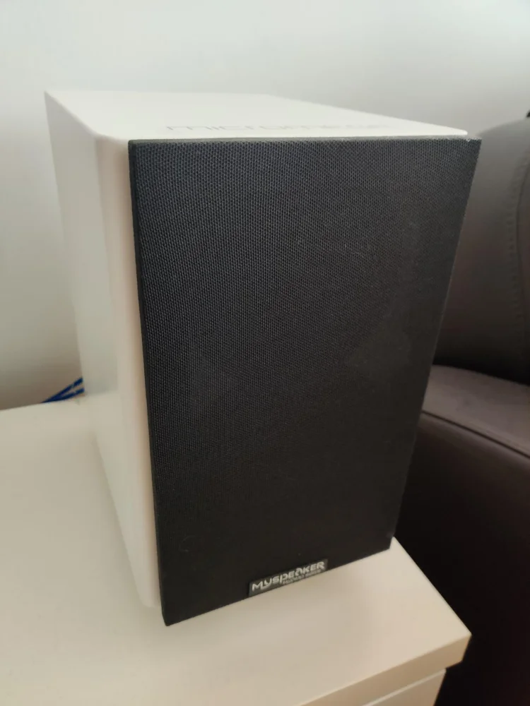 Micromega MySpeaker BT aktiva h&ouml;gtalare Vita komplett med Original kartong - Bild 6 av 8
