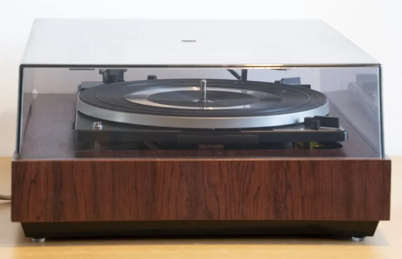 Dual 1216 - Helautomatisk skivspelare med 33 45 & 78 hastigheter - Bild 5 av 5