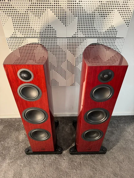 Gauder Akustik Elargo 200 &ndash; Premium High-End Floorstanding Speakers (Wine Finish) - Billede 2 af 14