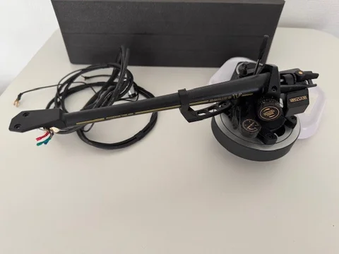 SME V m/original boks