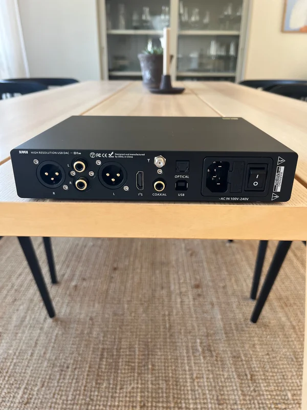 SMSL VMV D1 Se2 DAC- f&ouml;rsteg- SMSL high end serie - Kuva 8 / 9
