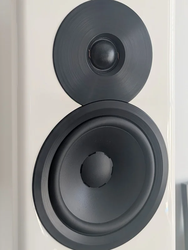 Dynaudio Focus 10 &ndash; aktiva h&ouml;gtalare &ndash; vit &ndash; Dirac - Bild 4 av 8
