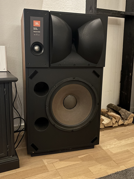 Jbl 4430  - Bild 1 av 5