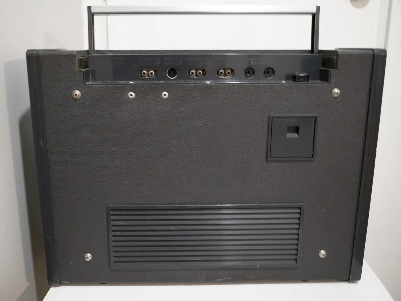 Revox A77 - 2-sp&aring;rs rullbandspelare i v&auml;ska med h&ouml;gtalare - Bild 5 av 7