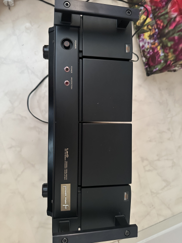 Hitachi HMA 9500 mk1