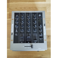 Numark M4