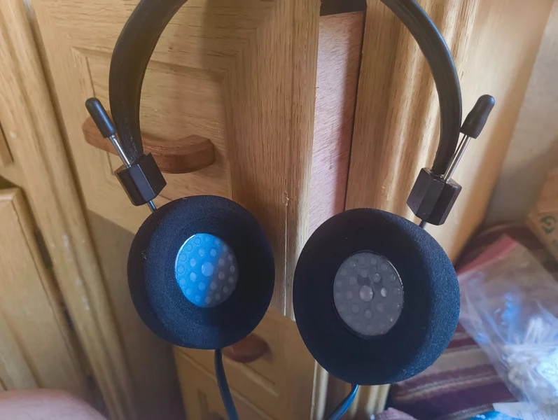 Pristine Condition GRADO Reference Series RS2 Headphones  - Bild 1 av 5