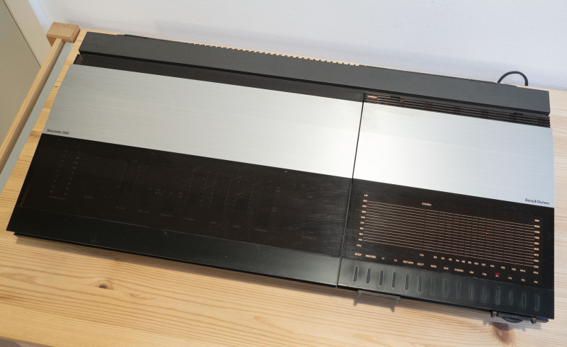Bang & Olufsen Beocenter 2100 (1986-87) - Bild 2 av 6