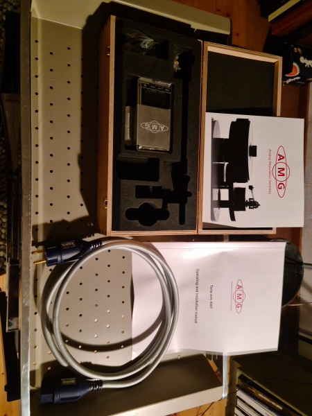 AMG Giro mkl komplett med tonarm/pickup - Bild 2 av 2