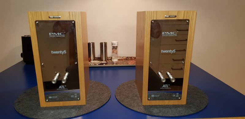 PMC Twenty5 21 + stativ - Bild 2 av 2