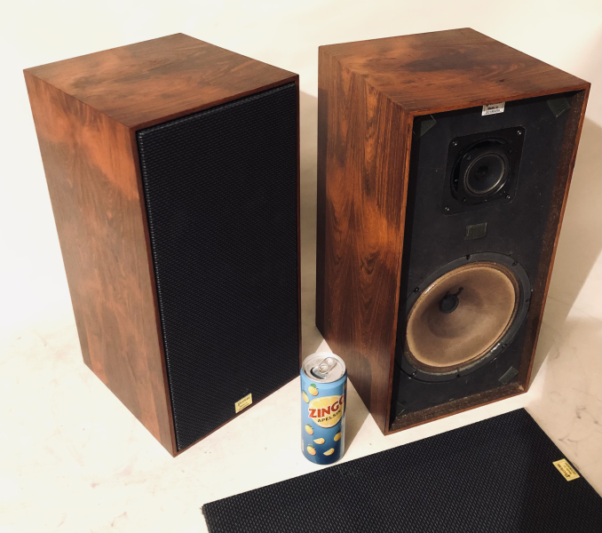 Danska nyrestaurerade högtalare i absolut toppskick  - Bild 1 av 9