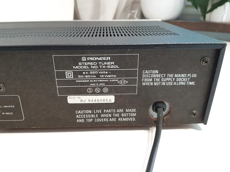 Pioneer TX-520L Stereo Tuner Pioneer TX-520L Stereo Tuner - Bild 8 av 9