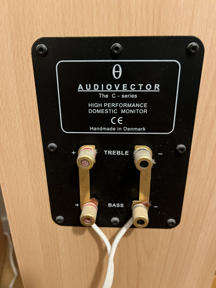 Audiovector C-series