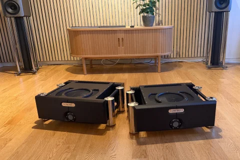 Chord Electronics - Ultima 3 - Monoslutsteg 2X480w - De... Chord Electronics - Ultima 3 - Monoslutsteg 2X480w - De...