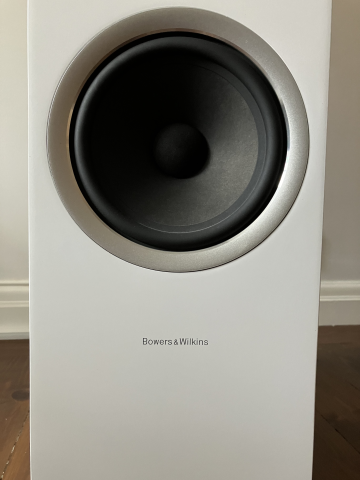 Bowers & Wilkins 702s2