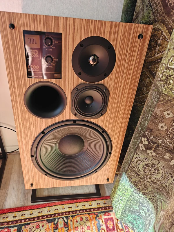 Nya JBL L100 classic 80 anniversary  - Bild 2 av 7