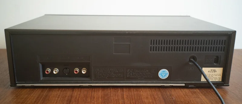 Technics RS-M250 Stereo Cassette Deck (1980-82) - Bild 4 av 5