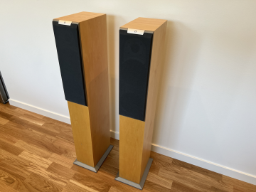 Audiovector K3 Super, Maple finish
