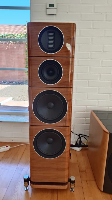 Ett par Wharfedale Elysian 4 &ndash; Hi-End i absolut toppskick! - Bild 1 av 4