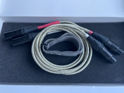 XLR