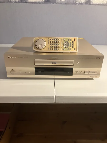 Pioneer Dv717 Pioneer Dv717 - Bild 1 av 2