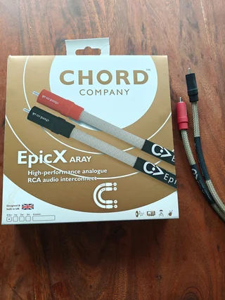 Chord EpicX Stay analog RCA 0,5 m