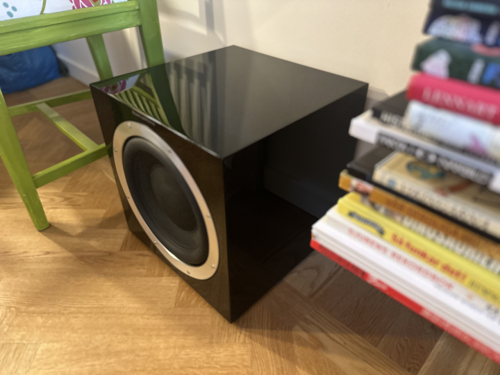 Bowers & Wilkins ASW10CM (500W)