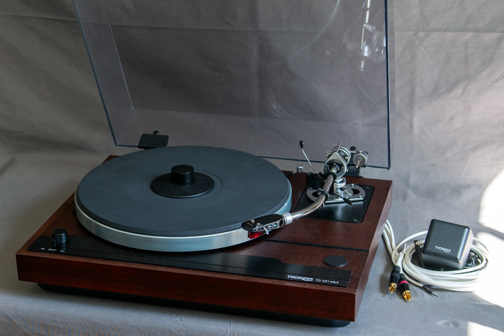 Thorens TD321 MK II