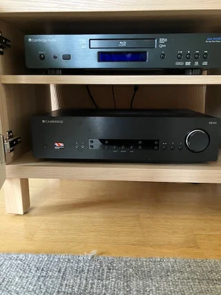 Bowers Wilkins och Cambridge