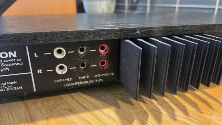 Creek 4140 S2, integrerad förstärkare med phonoingång MM+MC