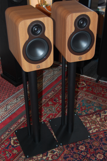 Q Acoustics 3020C ** Demo-ex **