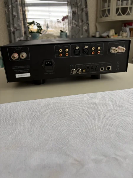 HEGEL H390 - Bild 2 av 3