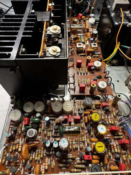 Marantz 2275 – tidlös HiFi-klassiker (helt recappad) - Bild 2 av 3