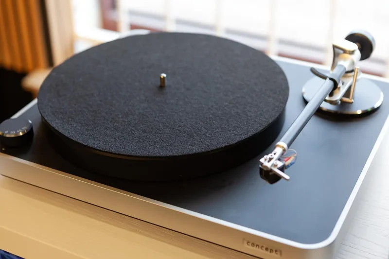 Clearaudio Concept - Bild 2 av 2