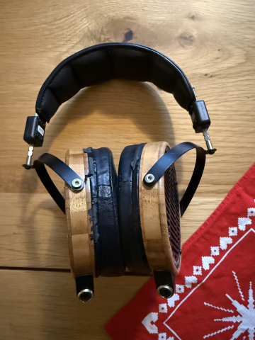 Audeze LCD-2.2 + holograpic audio ear one + ifi dsd micro