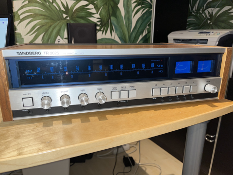 Tandberg TR 2025