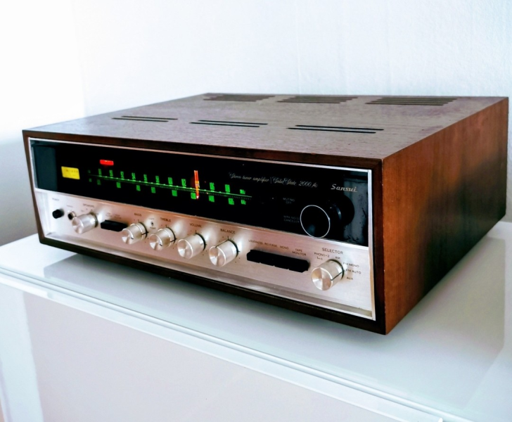 Sansui 2000A Bytes mot Sansui 1000X - Bild 1 av 1